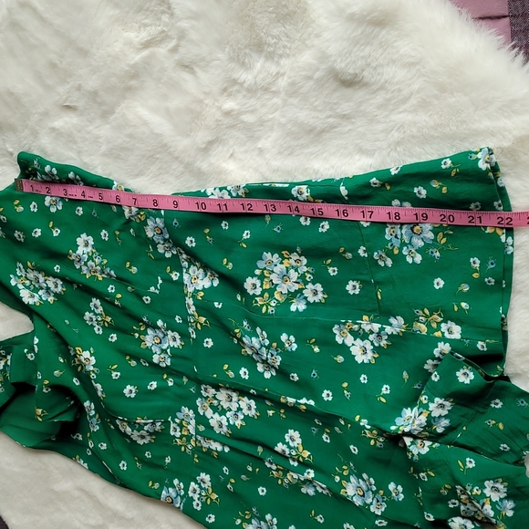 LOFT Green Floral Print Spring Summer Bohemian Hippie Chic Romper Size 4 - Picture 9 of 12